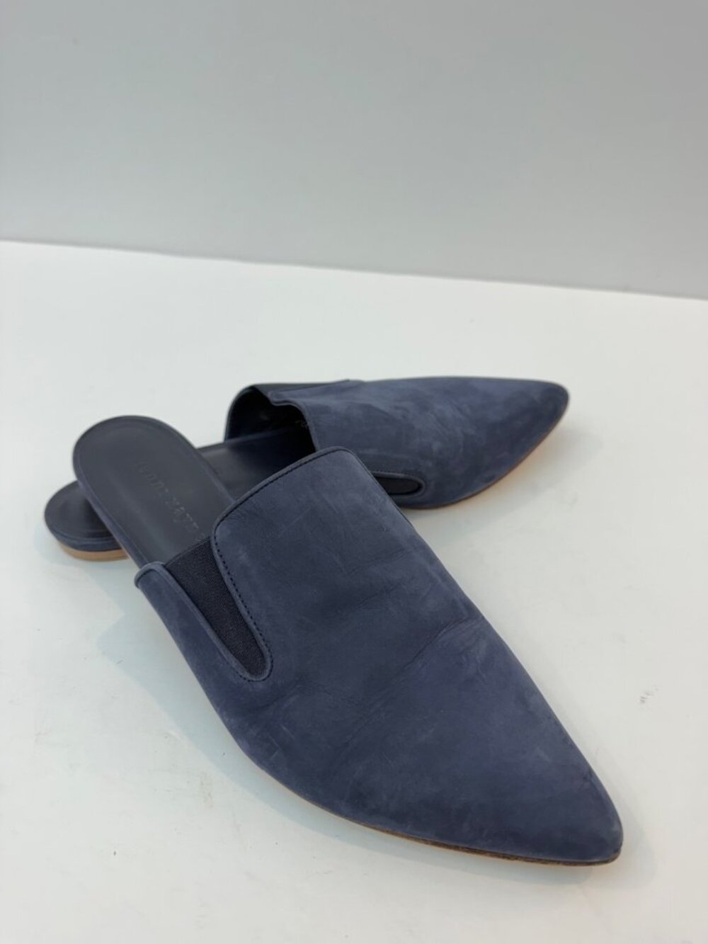 Jenni Kayne Women's Navy Blue Suede Mules Size 40 US 10 Pointed Toe Slip On